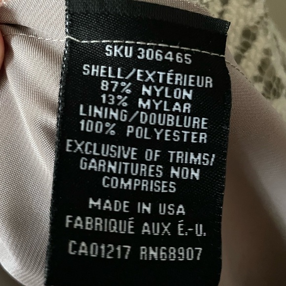 Le Chateau Champagne and Silver dress. Size 2 - Picture 9 of 9